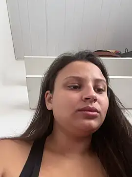 Czat XXX na żywo – julia_moreira
