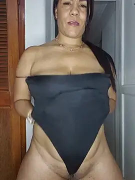 צ'אט XXX בשידור חי של karla-bruni