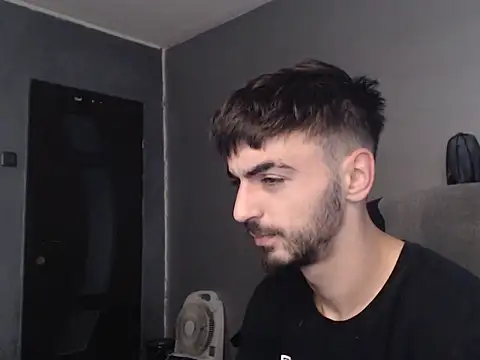 GodFindomn Live XXX chat