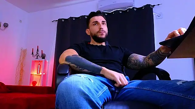 دردشة MightyAaron66 الجنسية المباشرة