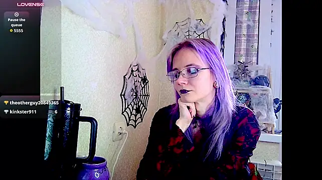 XXX chat uživo modela AdamTarlet