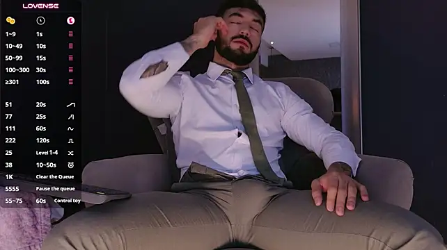 XXX chat uživo modela MarkWalker__
