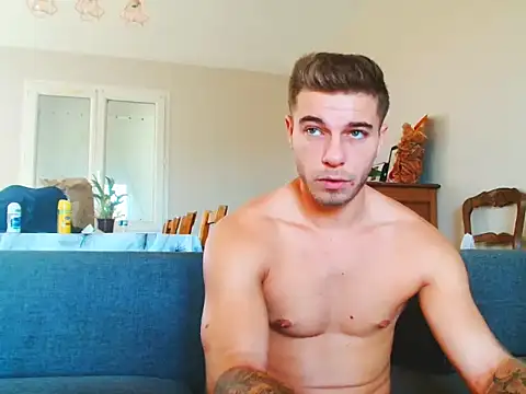 Chatroom XXX en direct de Elkafit28