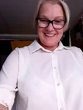 Chat XXX en directo de irinamaux