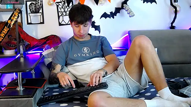 XXX chat uživo modela ThomasEdisonn