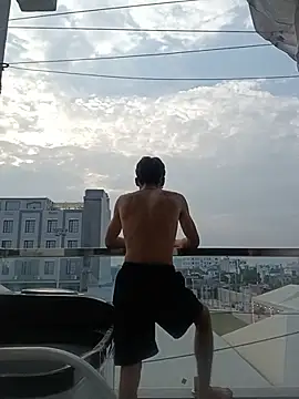Hornyboy337 Webcam Show