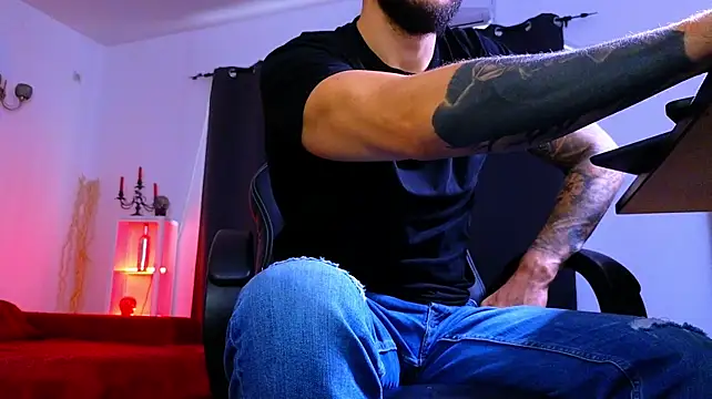Chat XXX ao vivo de MightyAaron66