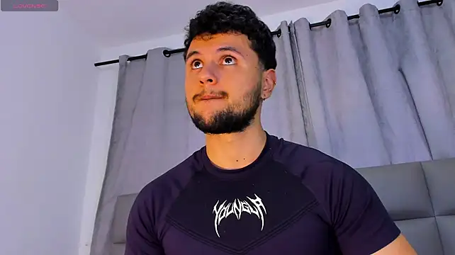 Chat +18 de ApoloKlein ao vivo