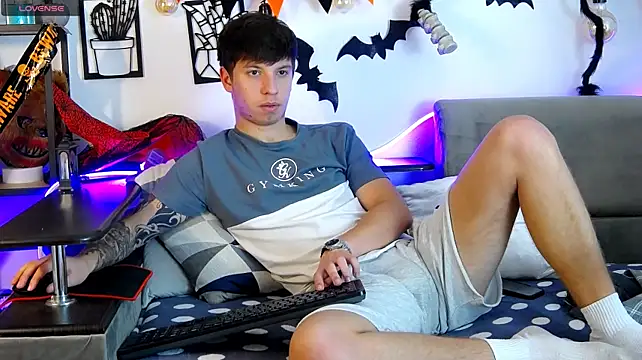 Онлайн чат XXX ThomasEdisonn