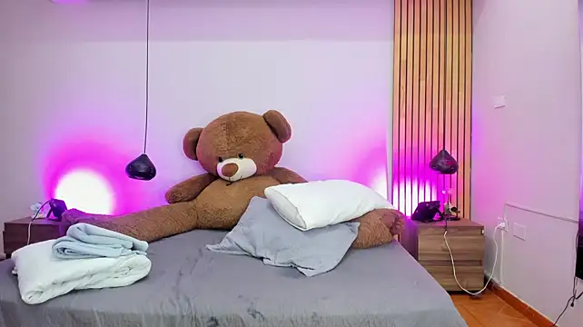 BiancaSlender's Live XXX Chat