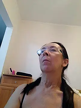 Celine_Faer1 Live XXX-Chat