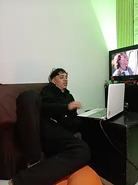 HannibalLester's Live XXX Chat