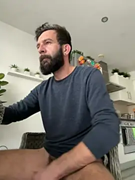 צ'אט XXX בשידור חי של Michel_huge
