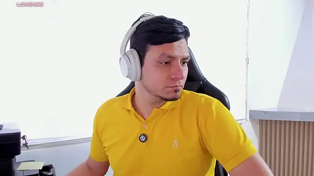 Онлайн чат XXX Rick_Adams