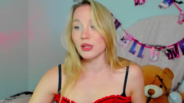 ElaraVoltage – Live XXX-chat