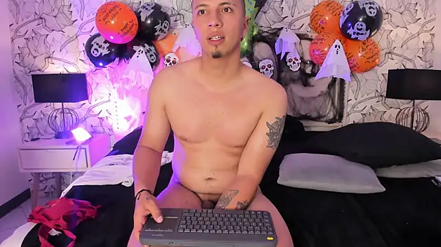 Chat +18 de Luna_Noire1 ao vivo