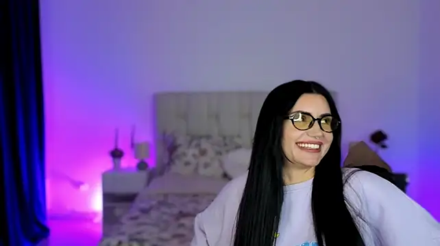 XXX chat uživo modela Little_miaa_