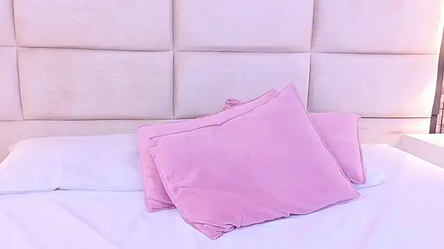 دردشة GabyMoreau الجنسية المباشرة