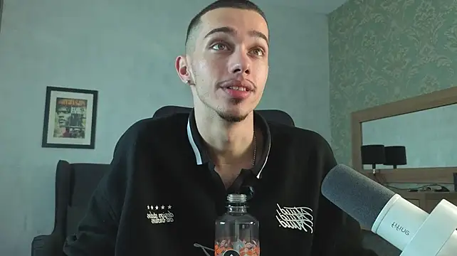 Živý XXX chat KaydenDrew