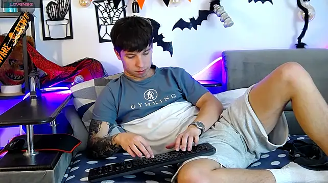 ThomasEdisonn – Naživo XXX chat