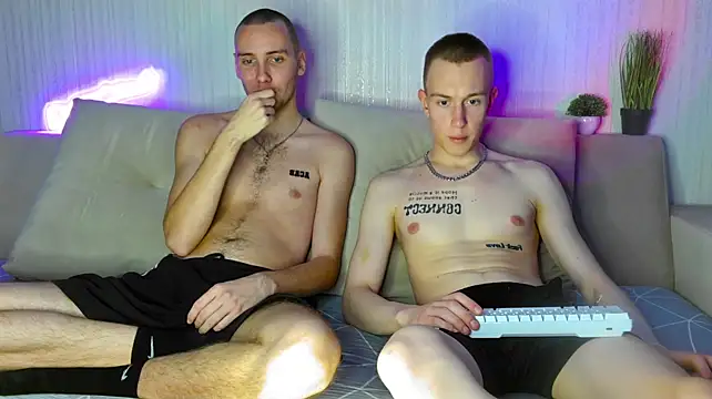 XXX chat uživo modela begjaer