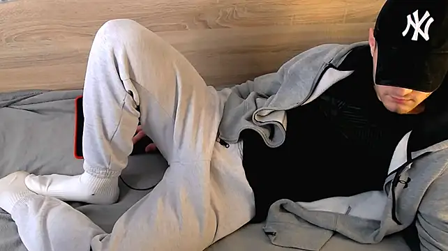 Онлайн чат XXX Ian_Cale