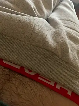 MuzzyFacing Chat XXX live