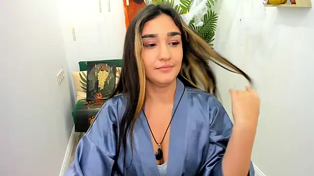 GoldenHeart_1's Live XXX Chat