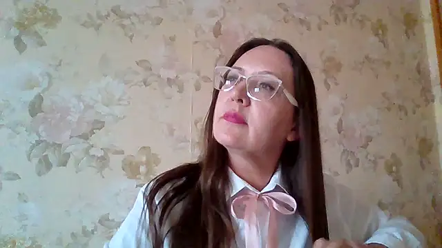 MagicalButterfly5 Live XXX-Chat