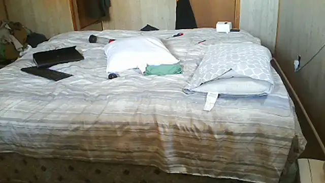 2damnfreaky's Webcam Show