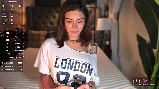 ParisianDoll's Live XXX Chat