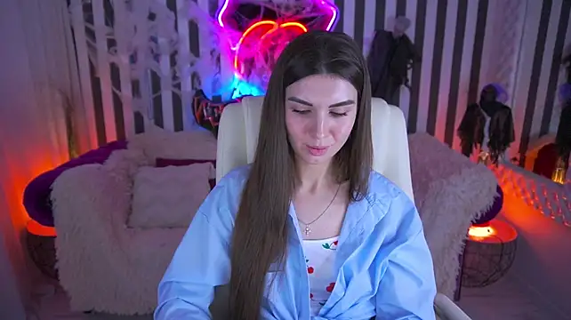 XXX chat uživo modela KylieJoyys