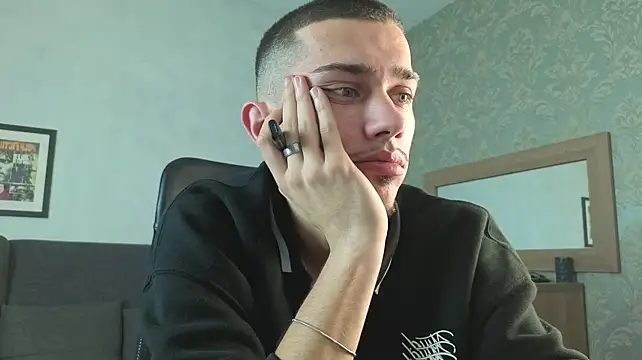 Chat XXX ao vivo de KaydenDrew