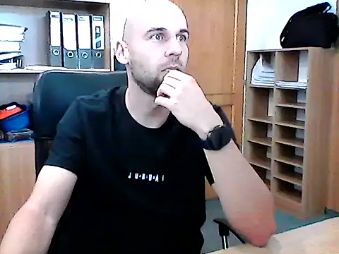 _oliver_it élő XXX-chatje