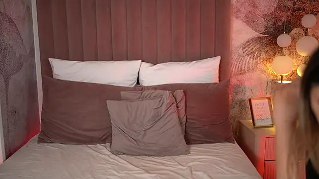 دردشة AriaHeart الجنسية المباشرة