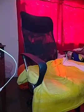 BadboyX333: онлайн-секс-чат