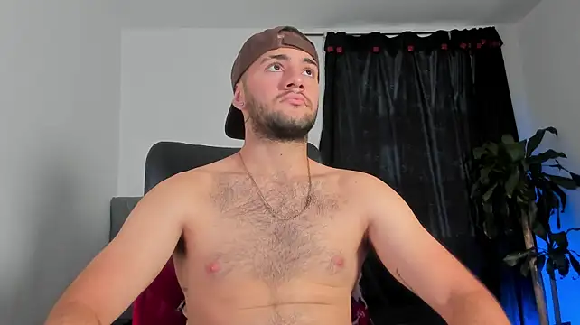MaximusClark Live XXX-chat