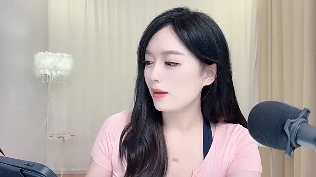 LiLy0608's Live XXX Chat