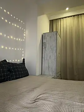 dark_noir_ Show in webcam