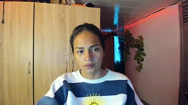 Chatroom XXX en direct de Samara_Homescapes