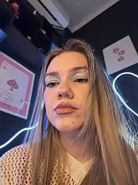 Chat XXX ao vivo de MilaMoone
