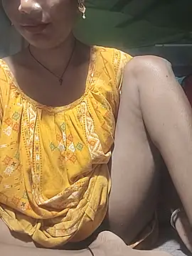 Sweet-runi লাইভ XXX চ্যাট