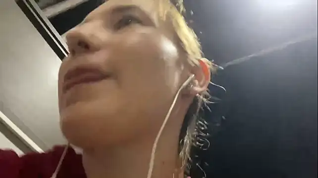 LaureneBoutet – Naživo XXX chat