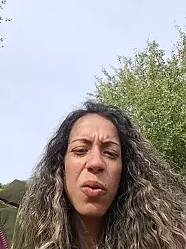 Chat +18 de fabiolagg ao vivo