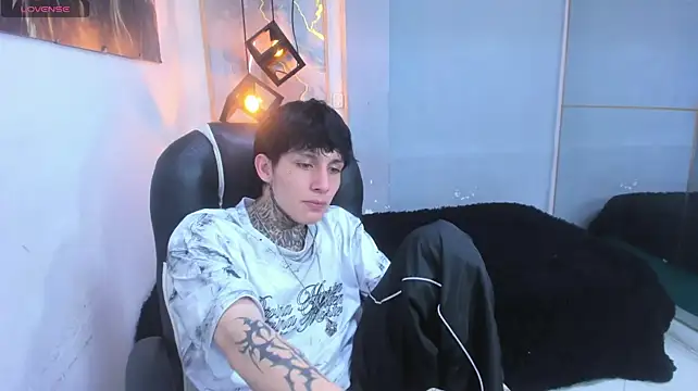 Cry_thereal 现场XXX聊天