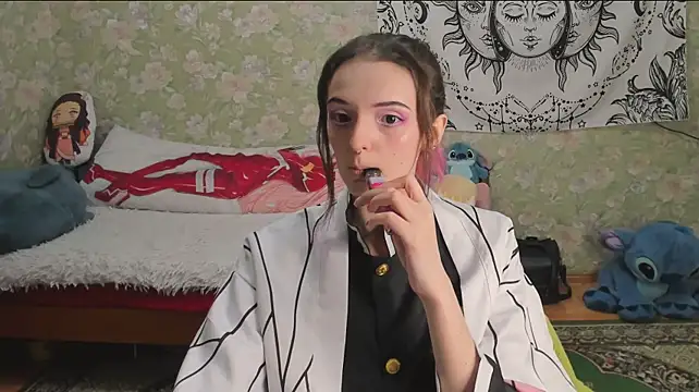 Cutie_Adelia: онлайн-секс-чат