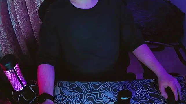 fame_bc Chat XXX live