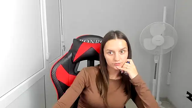 EveMoonveil's Live XXX Chat