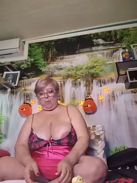 QueenPammy1 XXX чат на живо