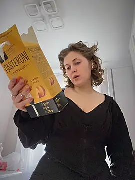 צ'אט XXX בשידור חי של KellyKeler